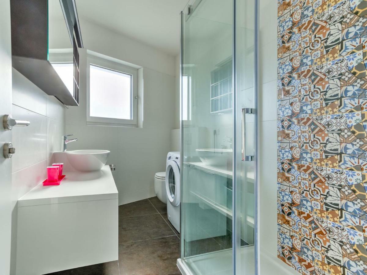 Apartment Karmen By Interhome Lovrecica  Luaran gambar